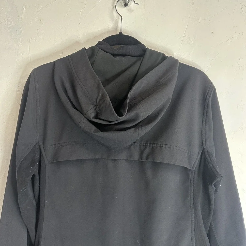 Lululemon Athletic Lightweight Full Zip Jacket Black Womens Size 10